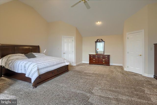 1014 S WATERFORD WAY, Mechanicsburg, PA 17050