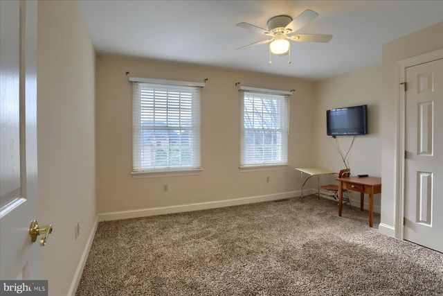 1014 S WATERFORD WAY, Mechanicsburg, PA 17050