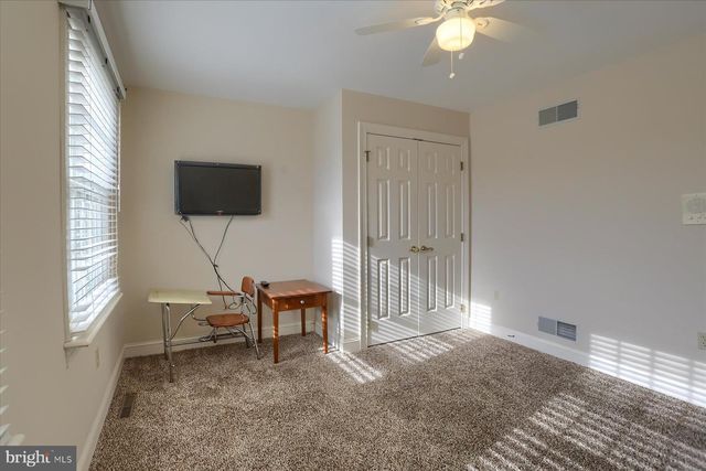 1014 S WATERFORD WAY, Mechanicsburg, PA 17050