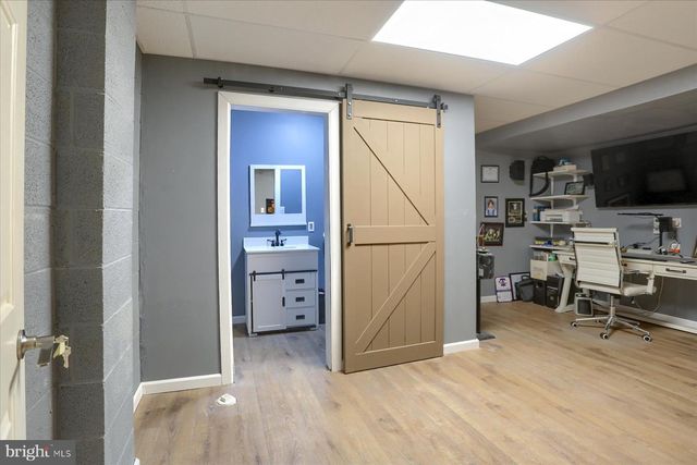 1014 S WATERFORD WAY, Mechanicsburg, PA 17050