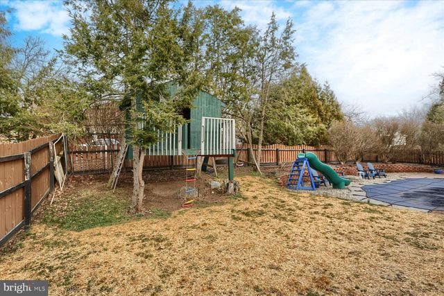 1014 S WATERFORD WAY, Mechanicsburg, PA 17050