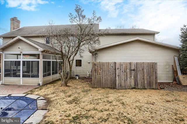 1014 S WATERFORD WAY, Mechanicsburg, PA 17050