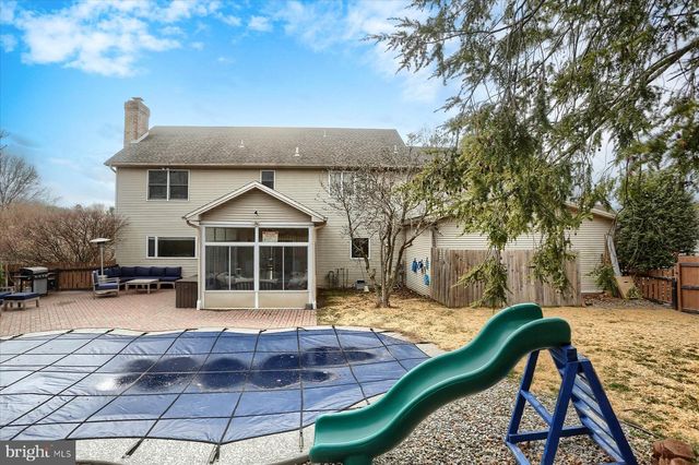 1014 S WATERFORD WAY, Mechanicsburg, PA 17050