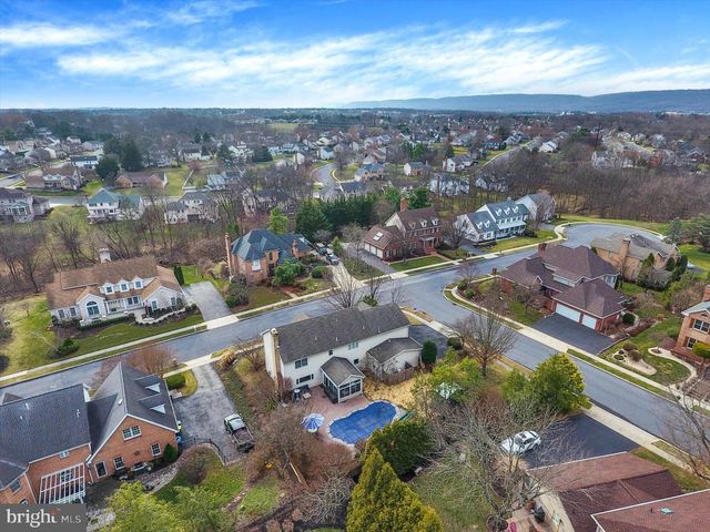 1014 S WATERFORD WAY, Mechanicsburg, PA 17050