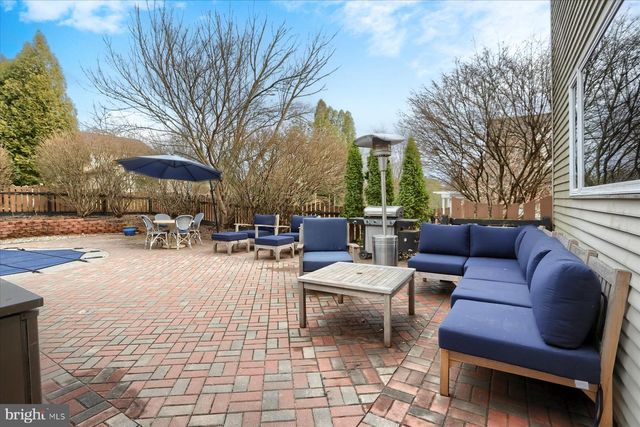 1014 S WATERFORD WAY, Mechanicsburg, PA 17050