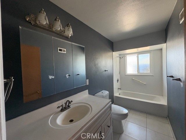 13282 Loretta Drive, Santa Ana, CA 92705