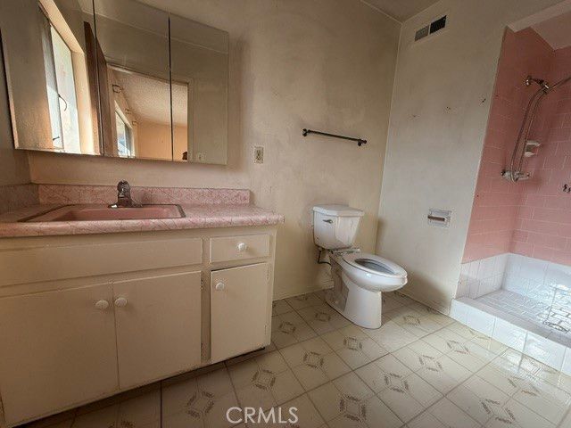 13282 Loretta Drive, Santa Ana, CA 92705