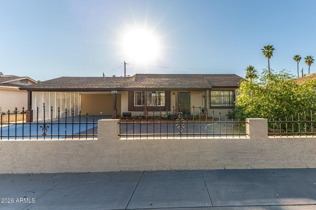 2814 N 55TH Avenue, Phoenix, AZ 85035