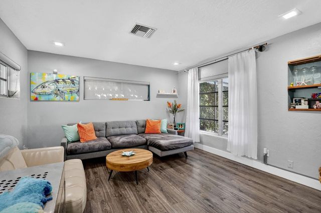 9471 Jamaica Drive, Cutler Bay, FL 33189