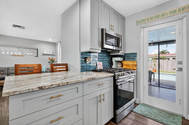 9471 Jamaica Drive, Cutler Bay, FL 33189