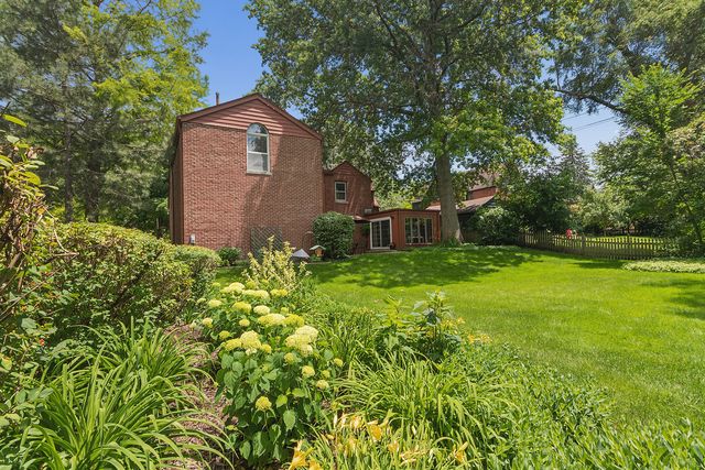630 Perth Avenue, Flossmoor, IL 60422