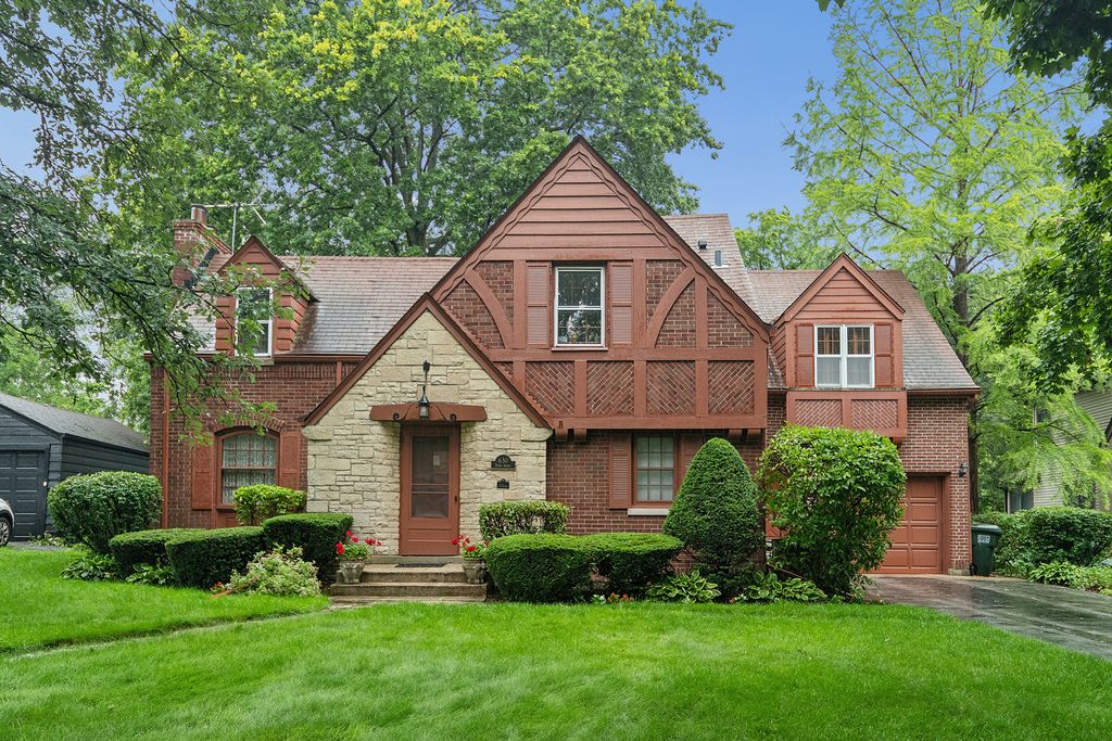 630 Perth Avenue, Flossmoor, IL 60422