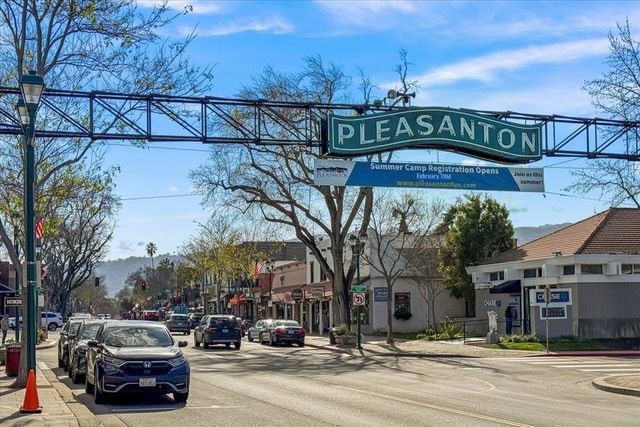 1421 1421 Calle Enrique, Pleasanton, CA 94566