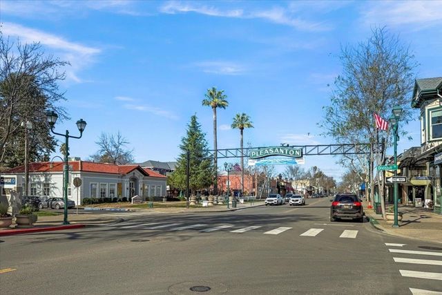 1421 1421 Calle Enrique, Pleasanton, CA 94566