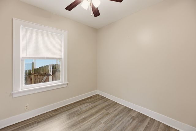 2719 W Douglas, Wichita, KS 67213
