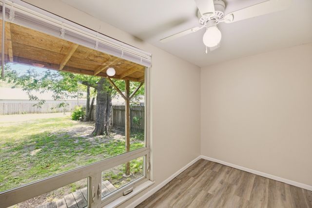 2719 W Douglas, Wichita, KS 67213