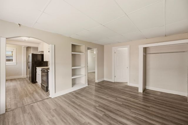 2719 W Douglas, Wichita, KS 67213