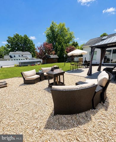 2400 BEVERLY RD, Cinnaminson, NJ 08077