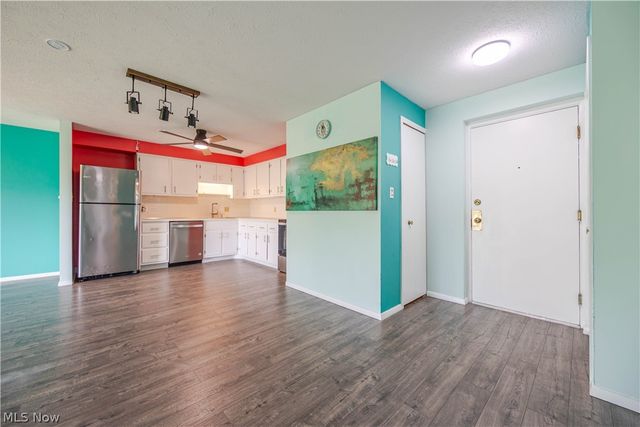 3400 Wooster Road 610, Rocky River, OH 44116