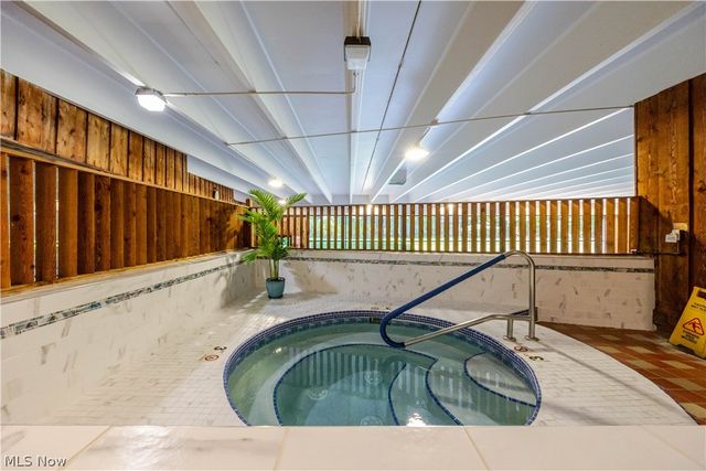 3400 Wooster Road 610, Rocky River, OH 44116