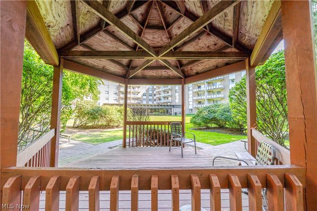 3400 Wooster Road 610, Rocky River, OH 44116