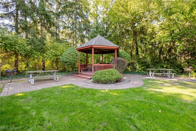3400 Wooster Road 610, Rocky River, OH 44116
