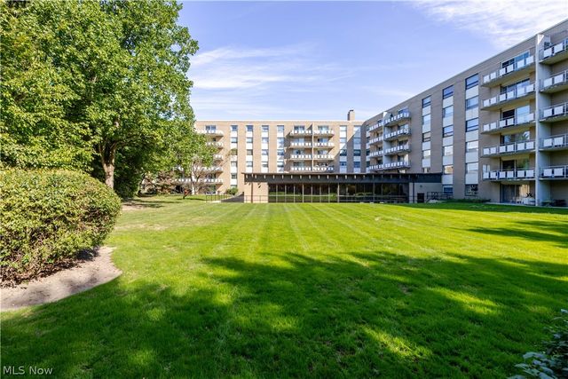 3400 Wooster Road 610, Rocky River, OH 44116