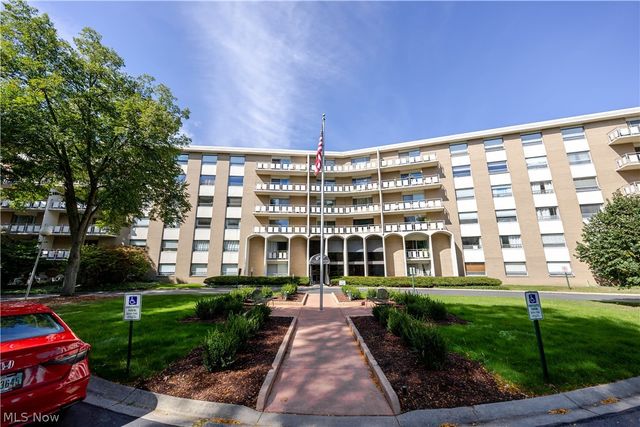 3400 Wooster Road 610, Rocky River, OH 44116