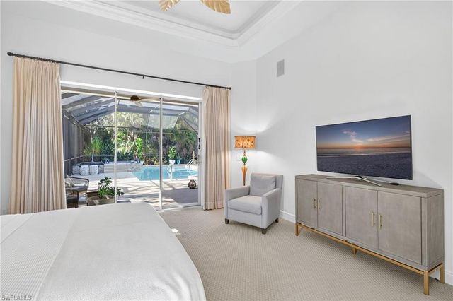 2229 Goshawk CT, Naples, FL 34105