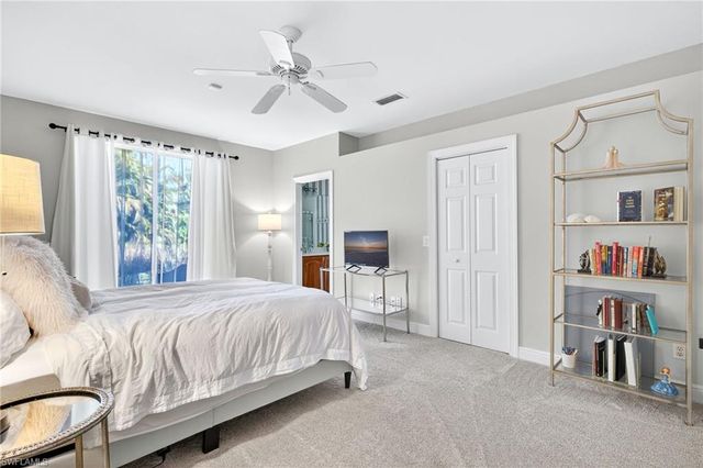 2229 Goshawk CT, Naples, FL 34105