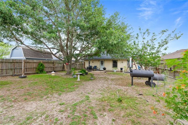 3001 Todd Circ, Ingleside, TX 78362
