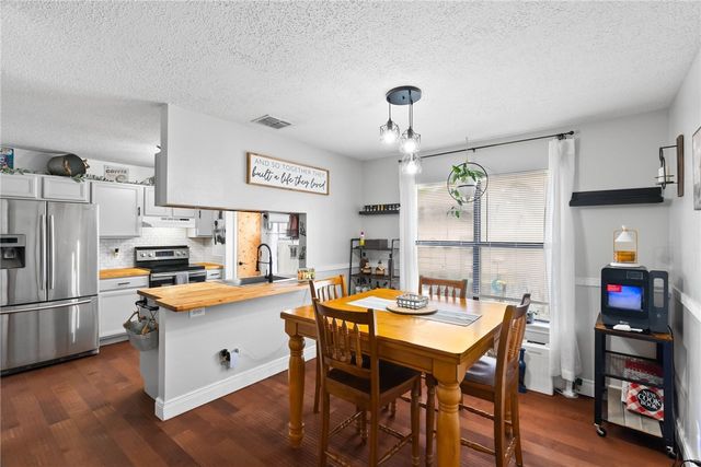 3001 Todd Circ, Ingleside, TX 78362