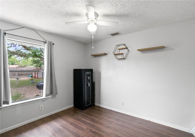 3001 Todd Circ, Ingleside, TX 78362