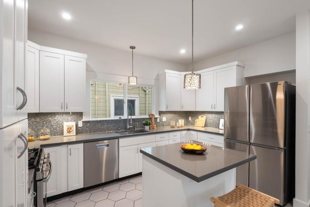 4020 West Street, Emeryville, CA 94608