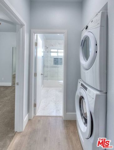 4284 S Hobart Boulevard, Los Angeles, CA 90062