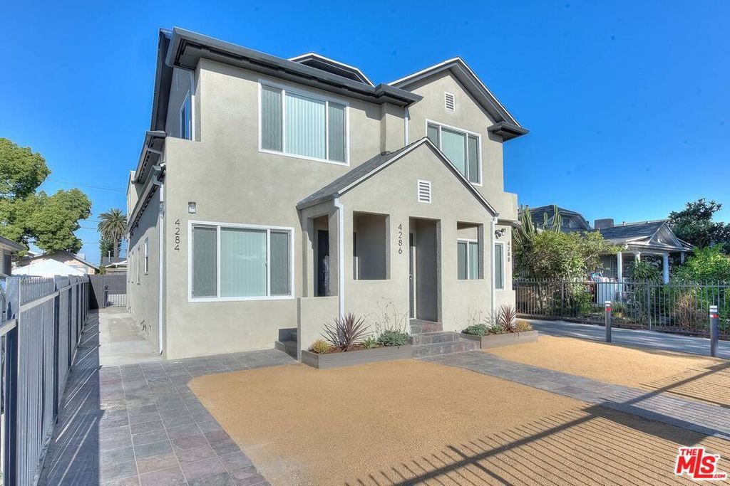 4284 S Hobart Boulevard, Los Angeles, CA 90062