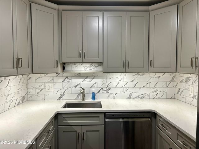 330 Shore Drive B11, Highlands, NJ 07732