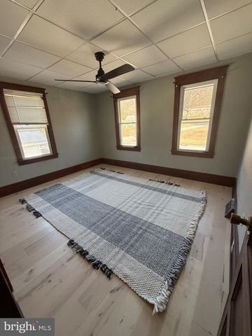 201 BROAD STREET, Ashland, PA 17921