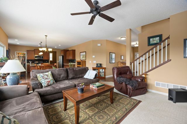 3451 White Pine Way, Stillwater, MN 55082