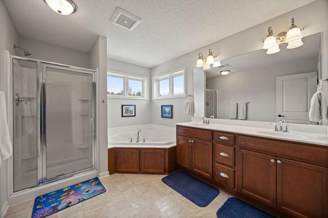 3451 White Pine Way, Stillwater, MN 55082