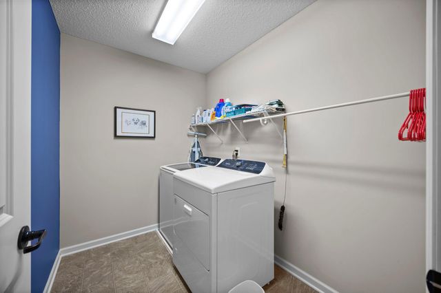 3451 White Pine Way, Stillwater, MN 55082