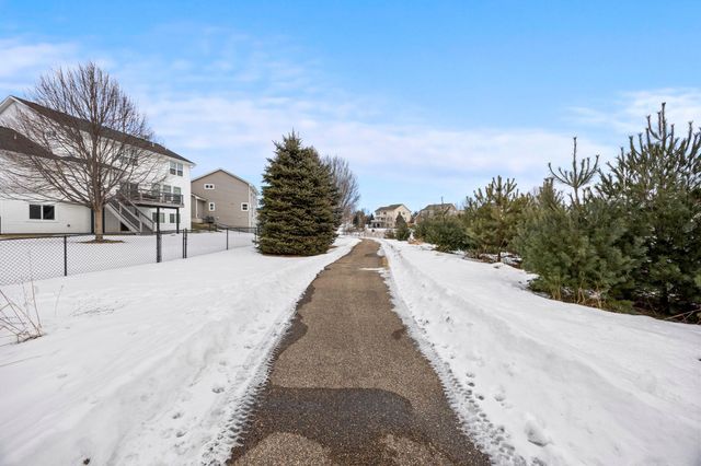 3451 White Pine Way, Stillwater, MN 55082