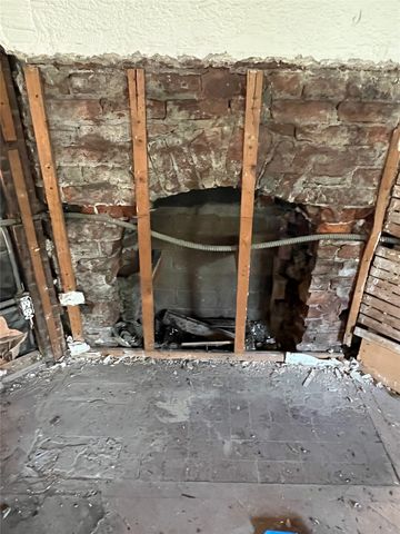 672 19th Street, Des Moines, IA 50314