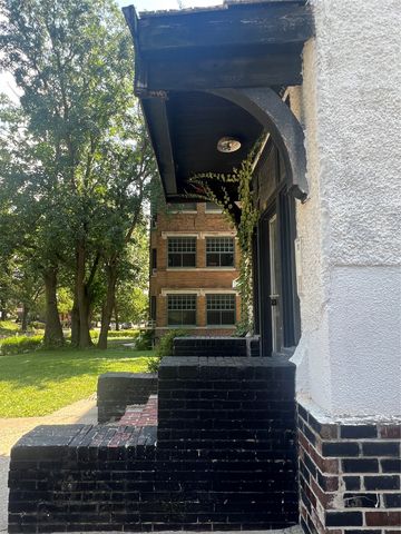 672 19th Street, Des Moines, IA 50314