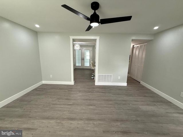 701 SHORE DR, Joppa, MD 21085
