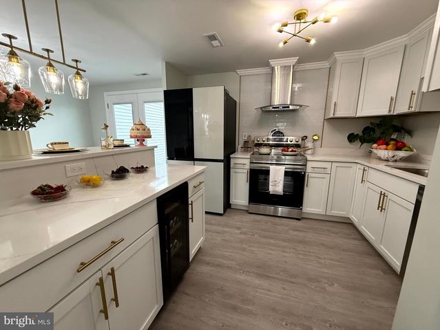 701 SHORE DR, Joppa, MD 21085