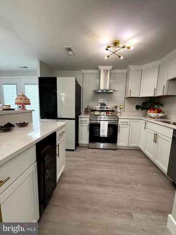 701 SHORE DR, Joppa, MD 21085