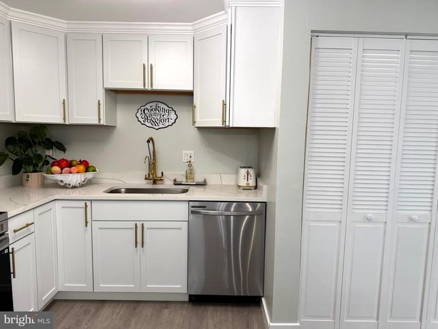 701 SHORE DR, Joppa, MD 21085