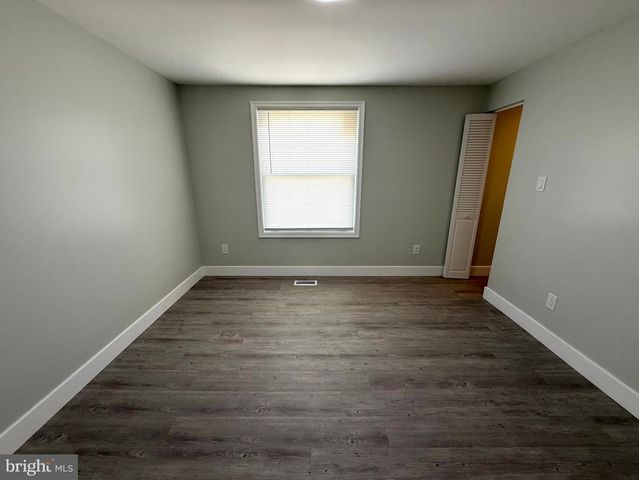 701 SHORE DR, Joppa, MD 21085