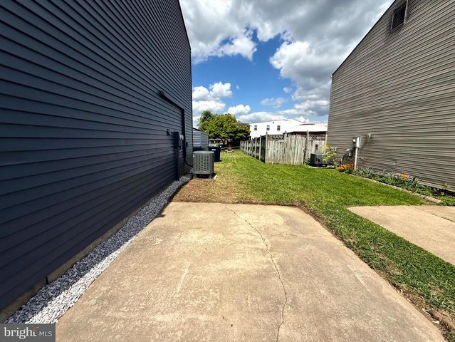 701 SHORE DR, Joppa, MD 21085